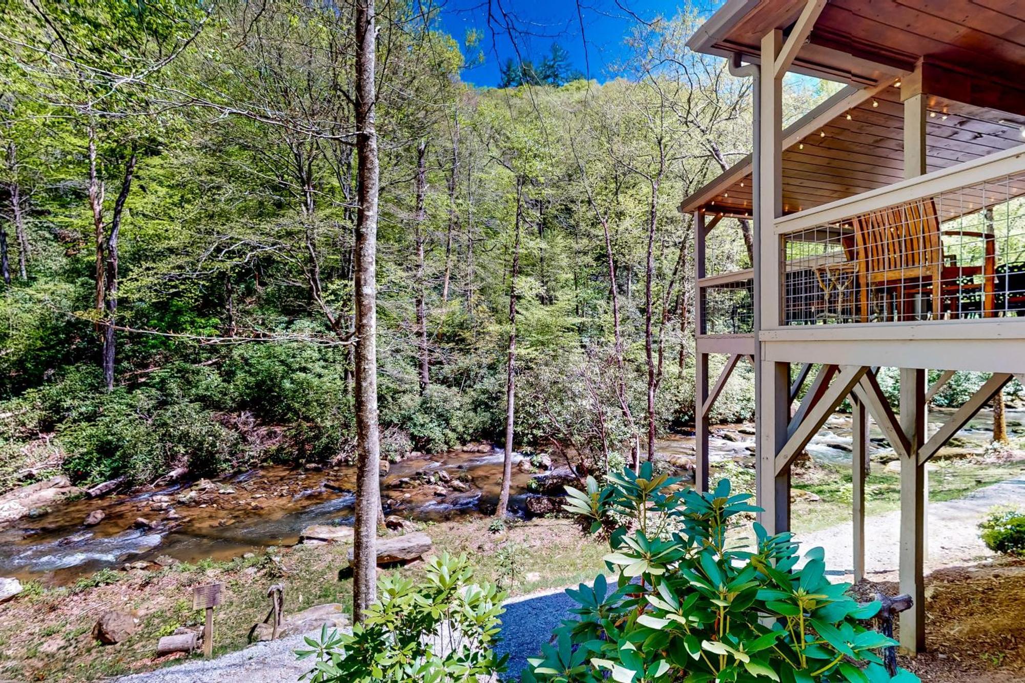 Creel Lodge At Middle Creek Otto Exterior photo