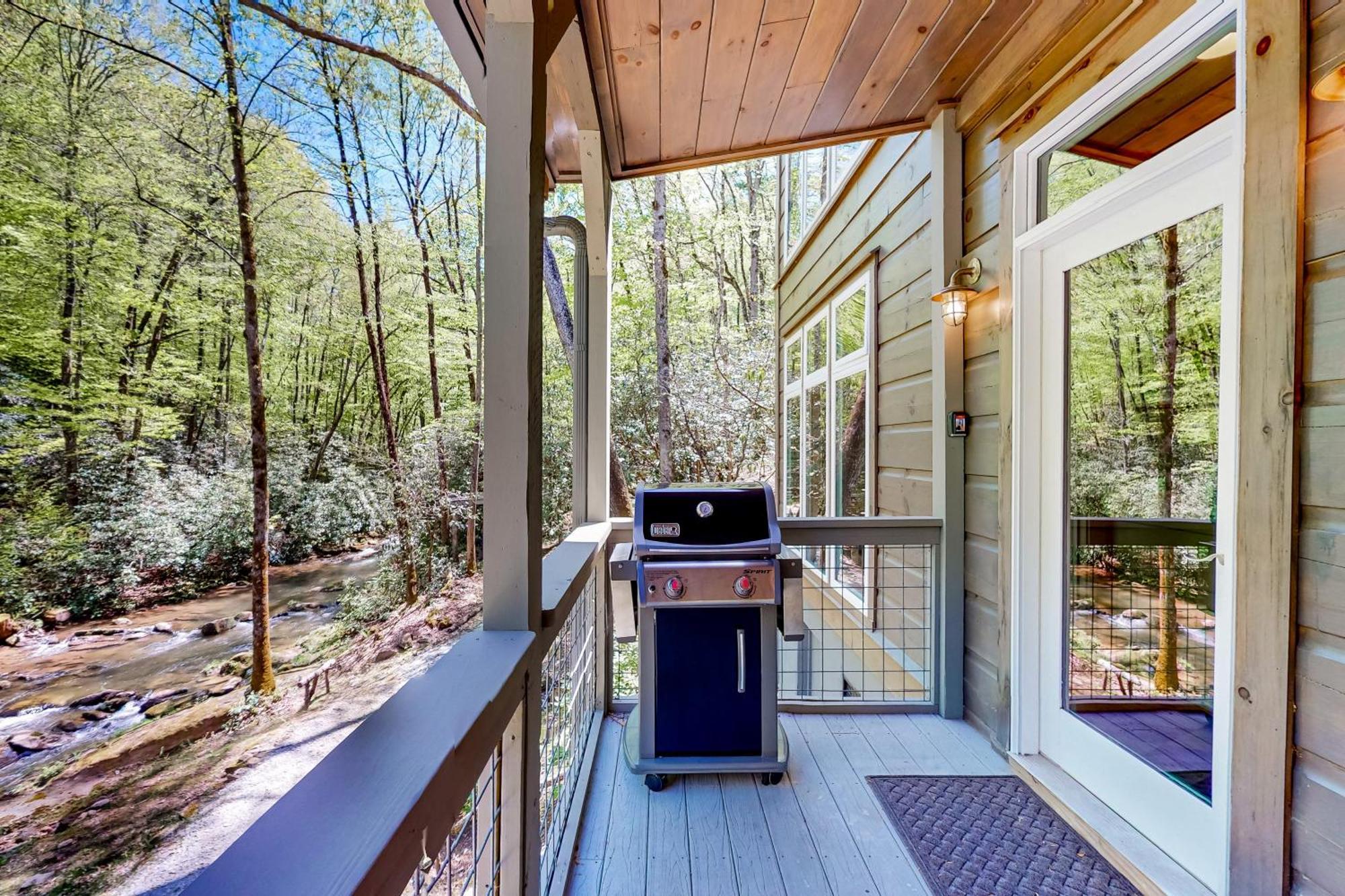 Creel Lodge At Middle Creek Otto Exterior photo